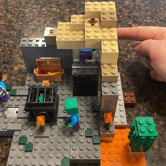 LEGO Minecraft set - Picture 3 of 7